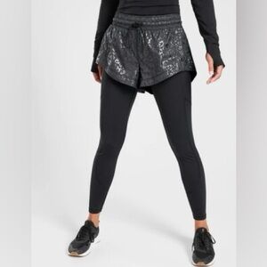 Athleta Black Rainer 2 in 1 Tight Plush Supersonic Leggings Shorts Combo Sz M
